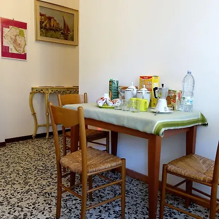 Elias Bed & Breakfast Bed & Breakfast Ferrara