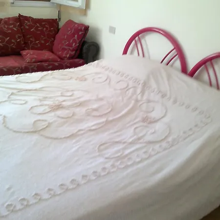 Bed & Breakfast Elias Bed & Breakfast 2*