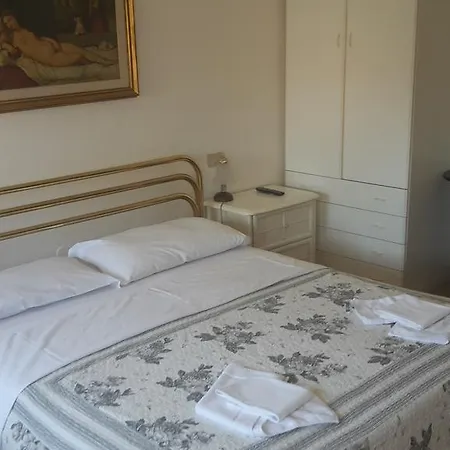 Bed & Breakfast Elias Bed & Breakfast